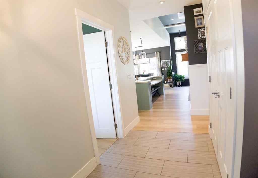 MLS® A2251464 - 7102 Cobb Street  in Henner\'s Landing Lacombe, Residential