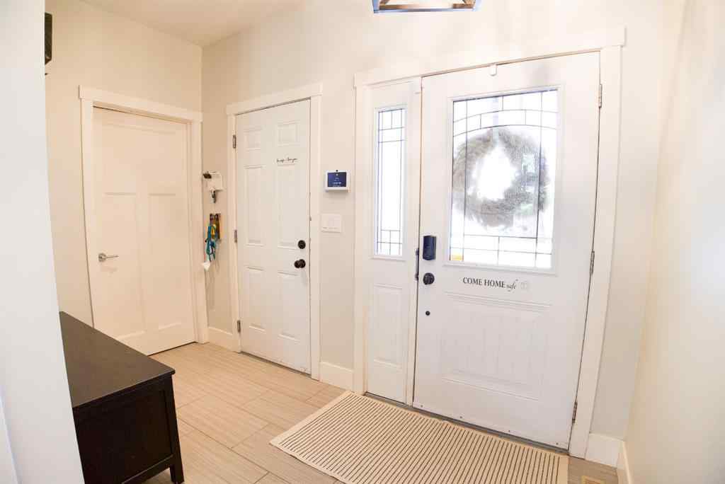 MLS® A2251464 - 7102 Cobb Street  in Henner\'s Landing Lacombe, Residential