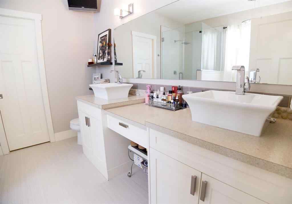 MLS® A2251464 - 7102 Cobb Street  in Henner\'s Landing Lacombe, Residential