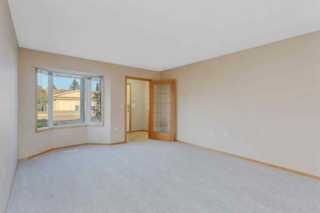 MLS® A2251469 - 42 Dale Close  in Deer Park Estates Red Deer, Residential