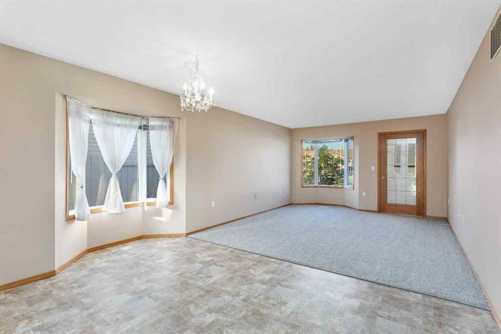 MLS® A2251469 - 42 Dale Close  in Deer Park Estates Red Deer, Residential