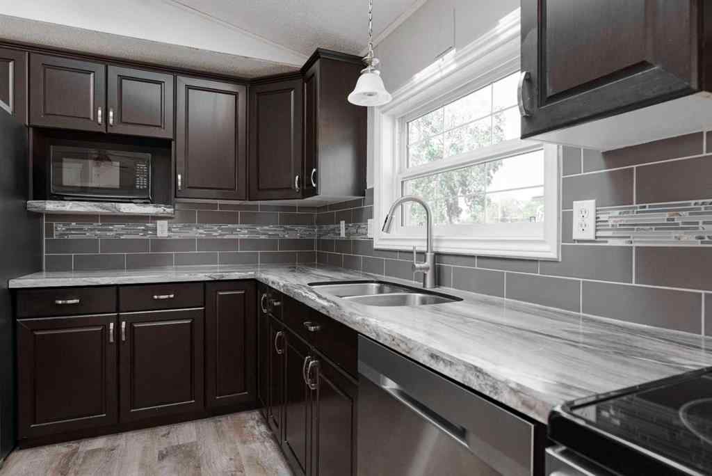 MLS® A2251472 - 132 Grey Owl Place  in Gregoire Park Fort McMurray, Residential