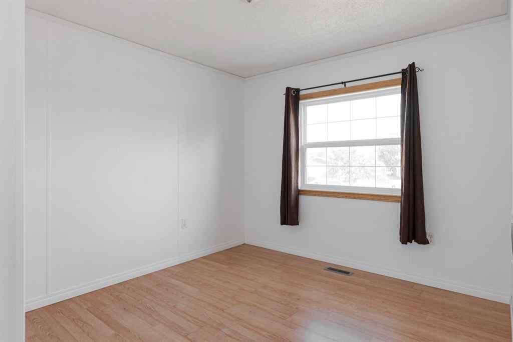 MLS® A2251472 - 132 Grey Owl Place  in Gregoire Park Fort McMurray, Residential