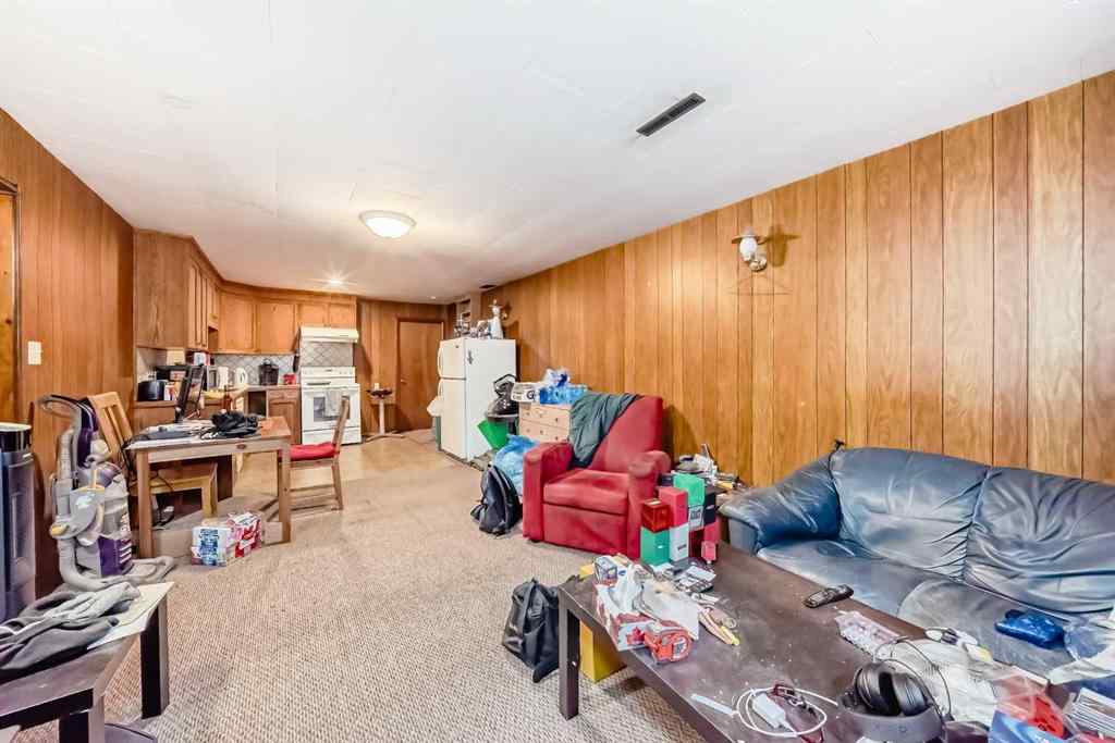 MLS® A2251474 - 2809 38 Street SW in Glenbrook Calgary, Residential