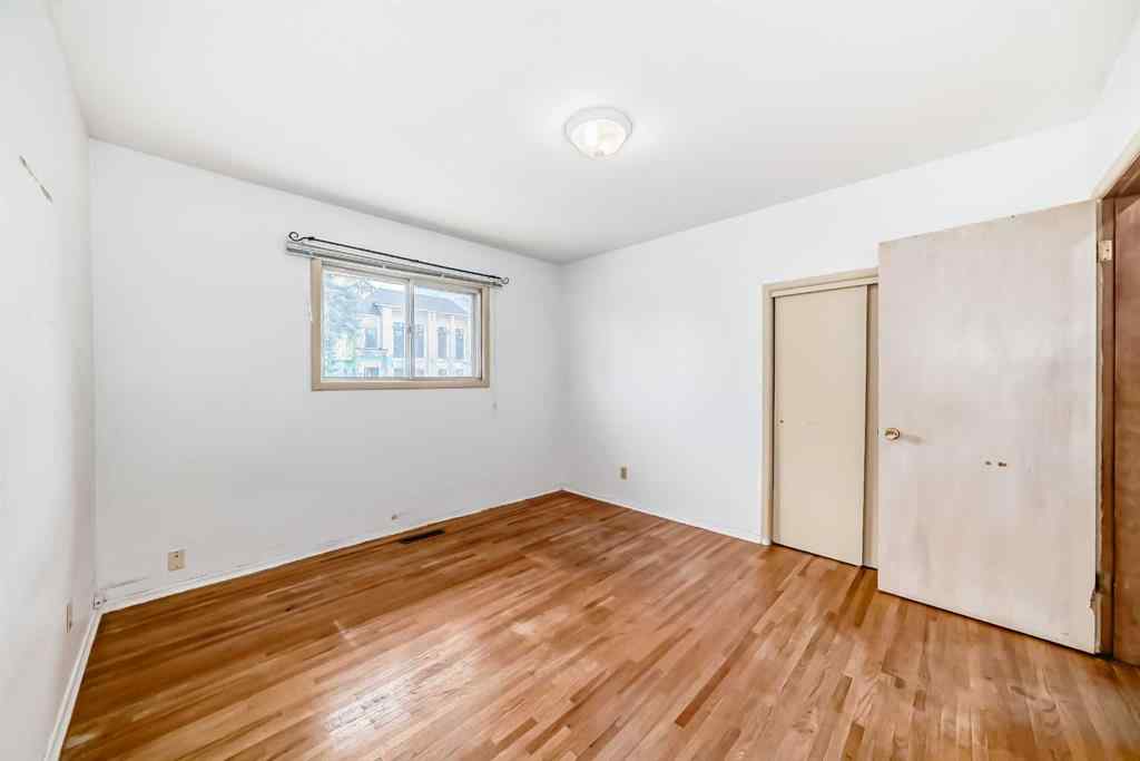 MLS® A2251474 - 2809 38 Street SW in Glenbrook Calgary, Residential