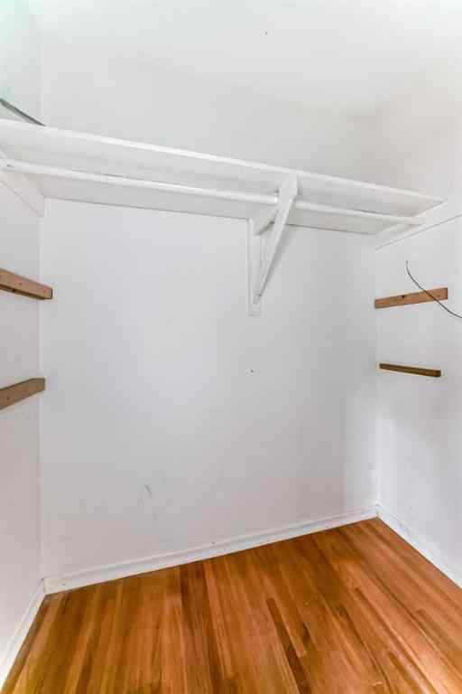 MLS® A2251474 - 2809 38 Street SW in Glenbrook Calgary, Residential