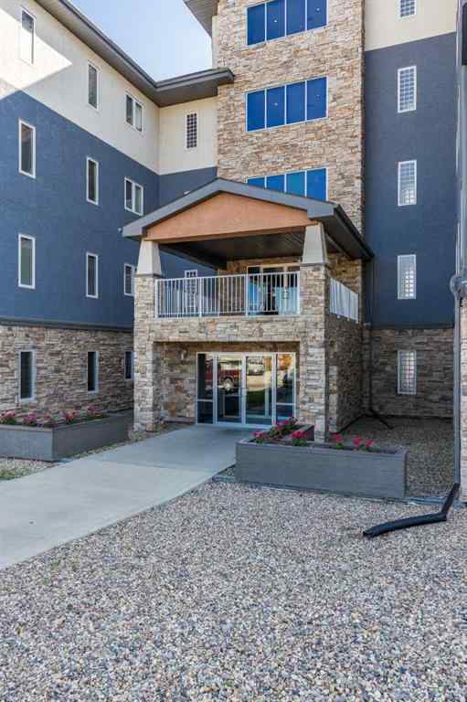 MLS® A2251475 - Unit #303 19 Terrace View NE in Terrace Medicine Hat, Residential