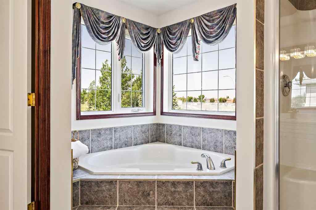 MLS® A2251482 - 10417 Hamptons Boulevard NW in Hamptons Calgary, Residential