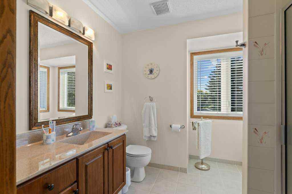MLS® A2251486 - 179 Douglasbank Drive SE in Douglasdale/Glen Calgary, Residential