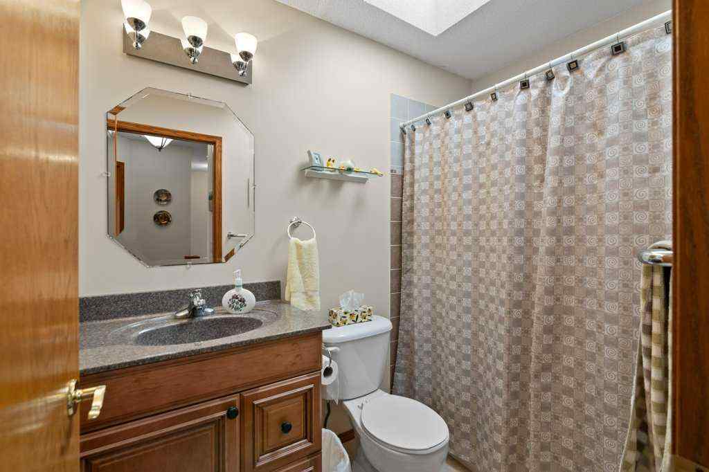 MLS® A2251486 - 179 Douglasbank Drive SE in Douglasdale/Glen Calgary, Residential