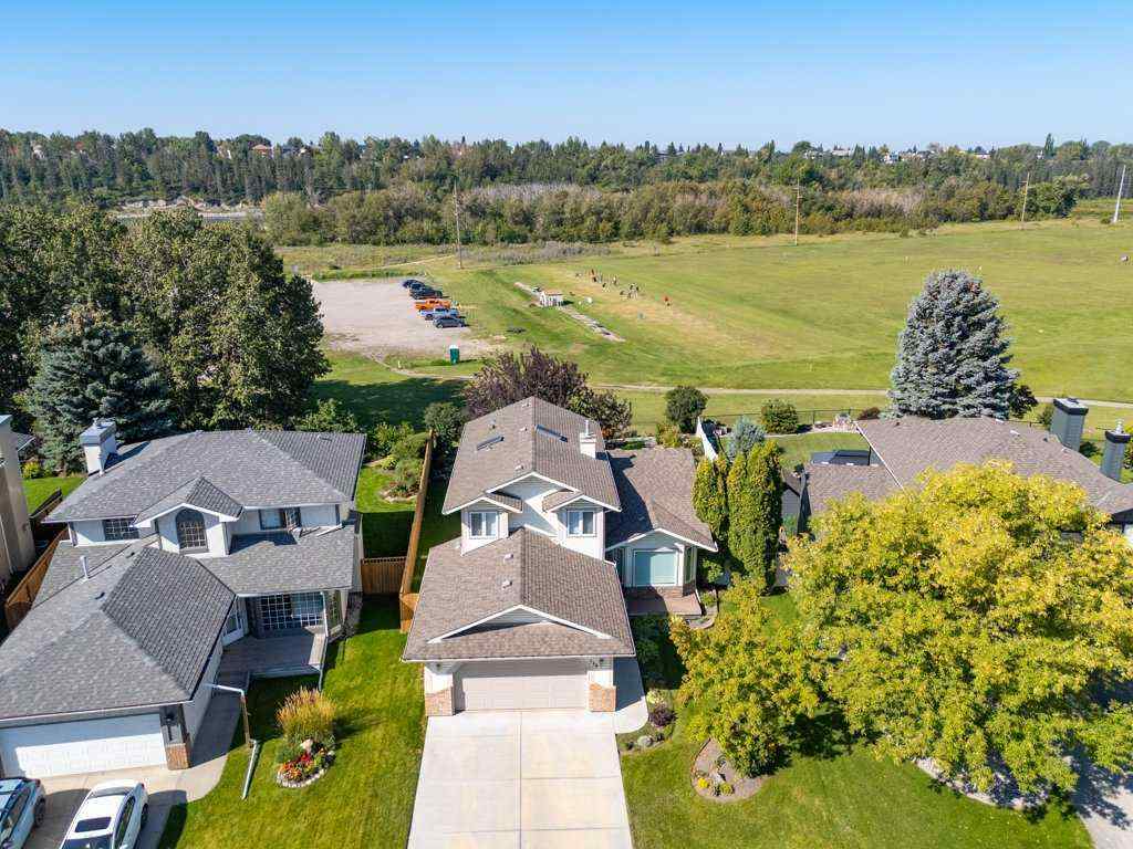 MLS® A2251486 - 179 Douglasbank Drive SE in Douglasdale/Glen Calgary, Residential