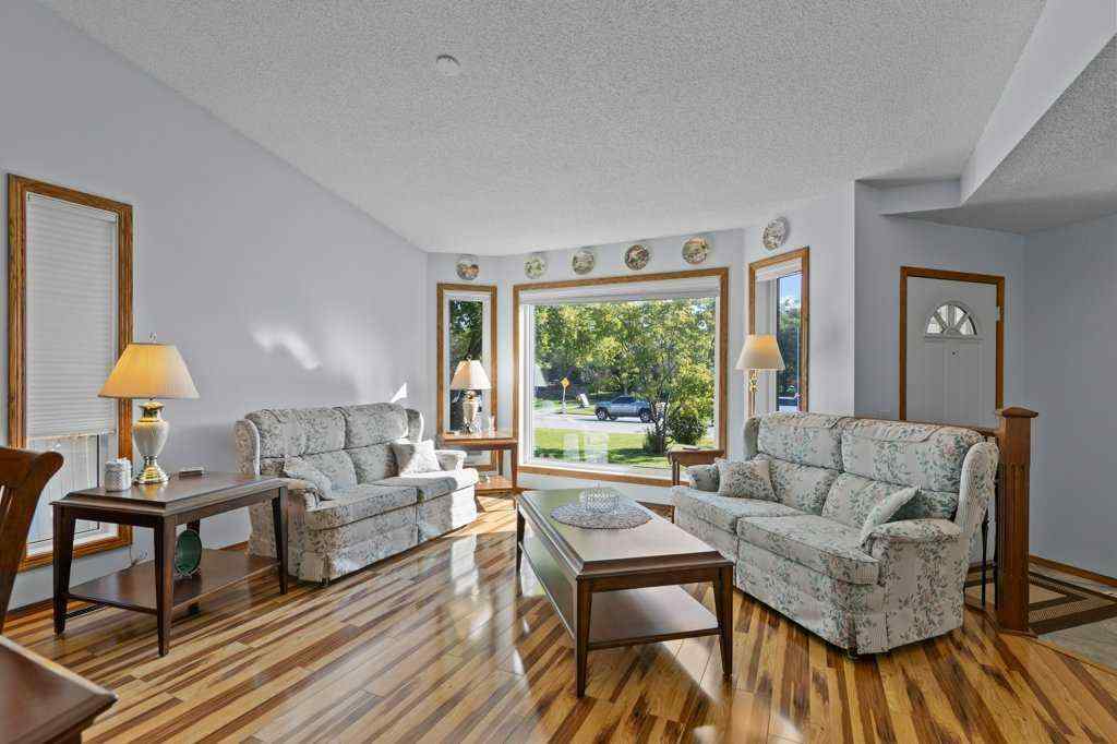 MLS® A2251486 - 179 Douglasbank Drive SE in Douglasdale/Glen Calgary, Residential