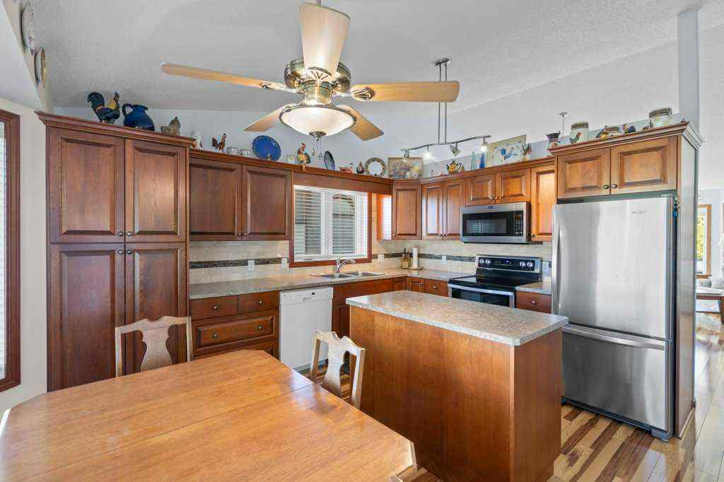 MLS® A2251486 - 179 Douglasbank Drive SE in Douglasdale/Glen Calgary, Residential
