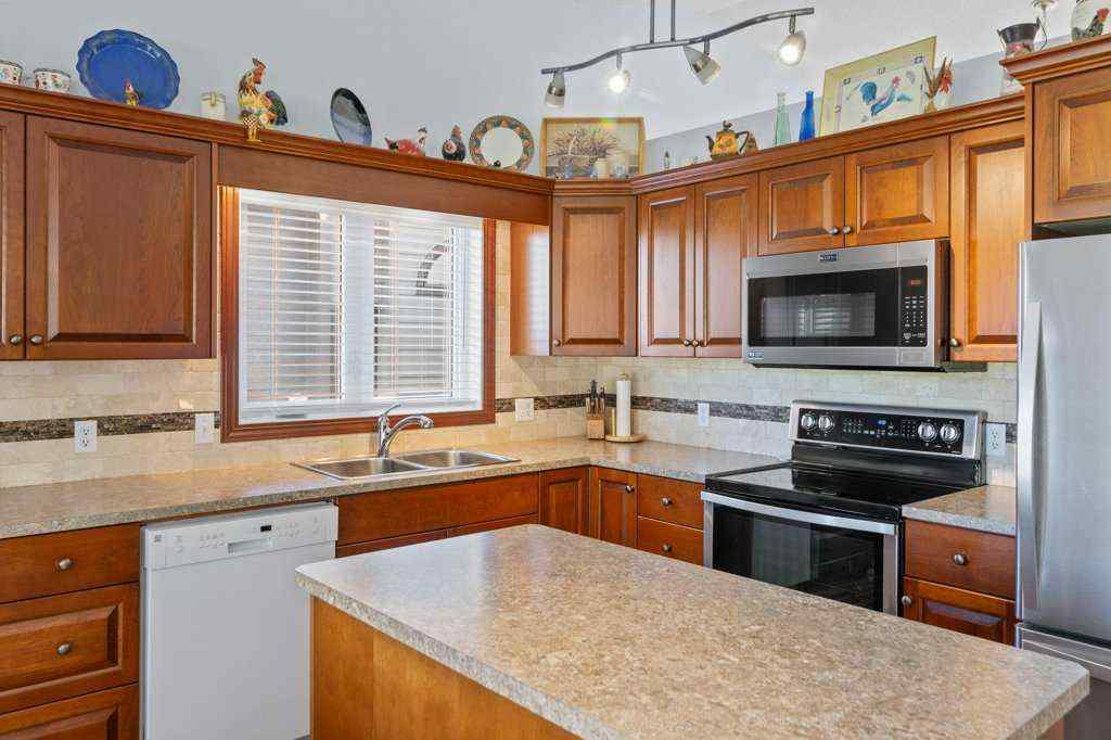 MLS® A2251486 - 179 Douglasbank Drive SE in Douglasdale/Glen Calgary, Residential