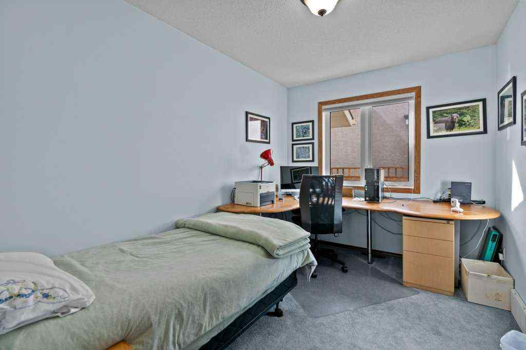 MLS® A2251486 - 179 Douglasbank Drive SE in Douglasdale/Glen Calgary, Residential