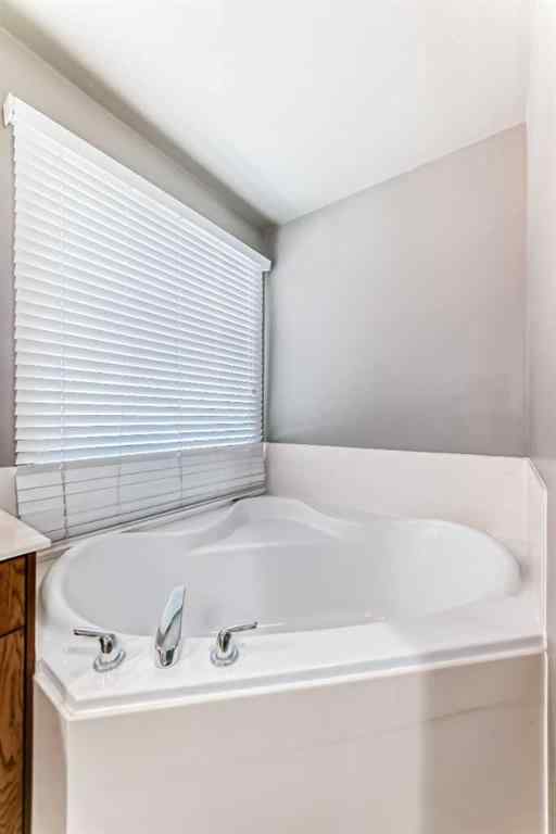 MLS® A2251488 - 112 West Creek Meadow  in West Creek Chestermere, Residential