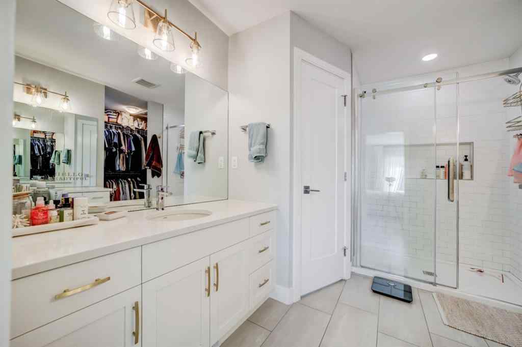 MLS® A2251492 - 2725 46 Street S in Discovery Lethbridge, Residential