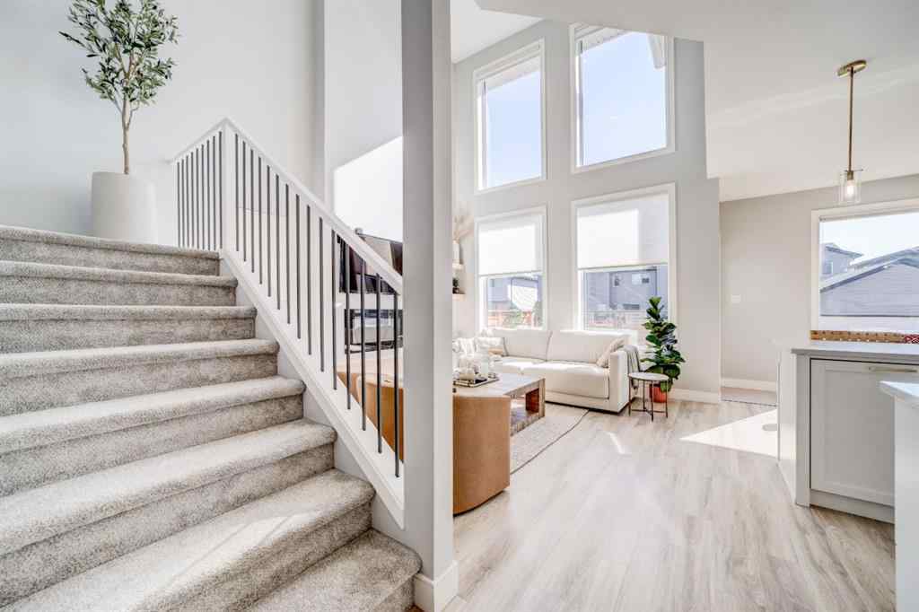 MLS® A2251492 - 2725 46 Street S in Discovery Lethbridge, Residential