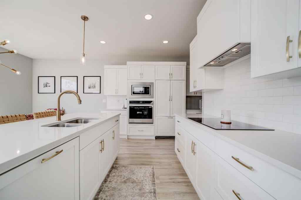 MLS® A2251492 - 2725 46 Street S in Discovery Lethbridge, Residential