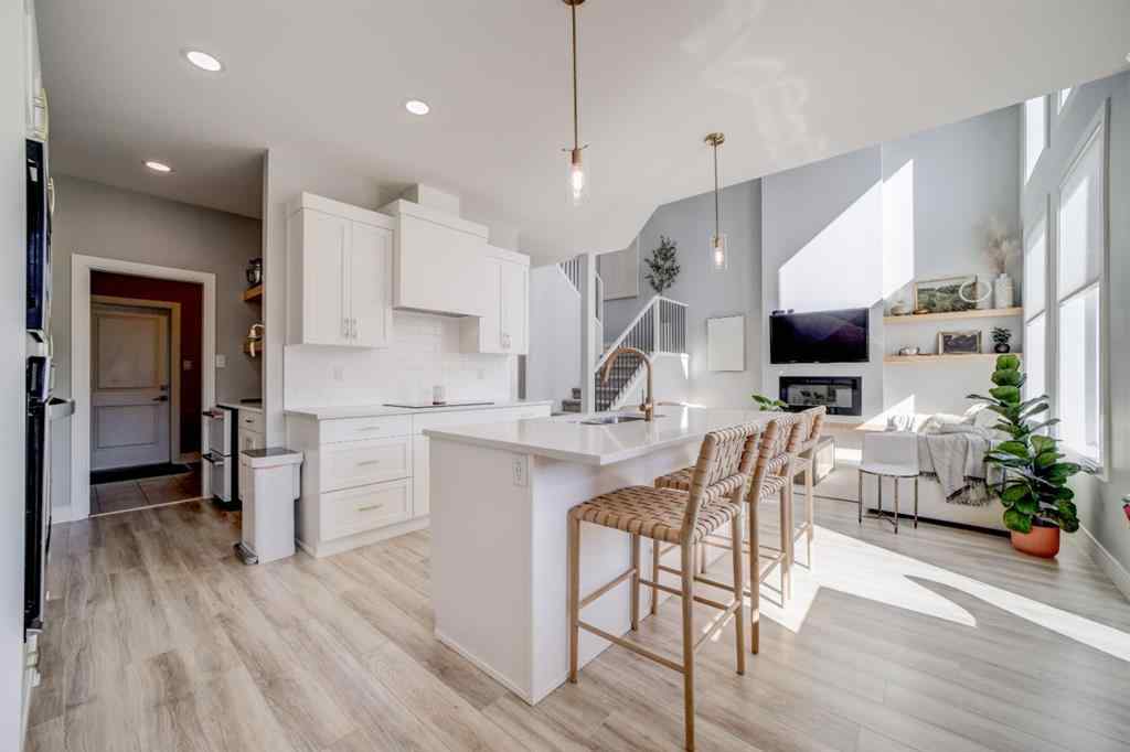 MLS® A2251492 - 2725 46 Street S in Discovery Lethbridge, Residential