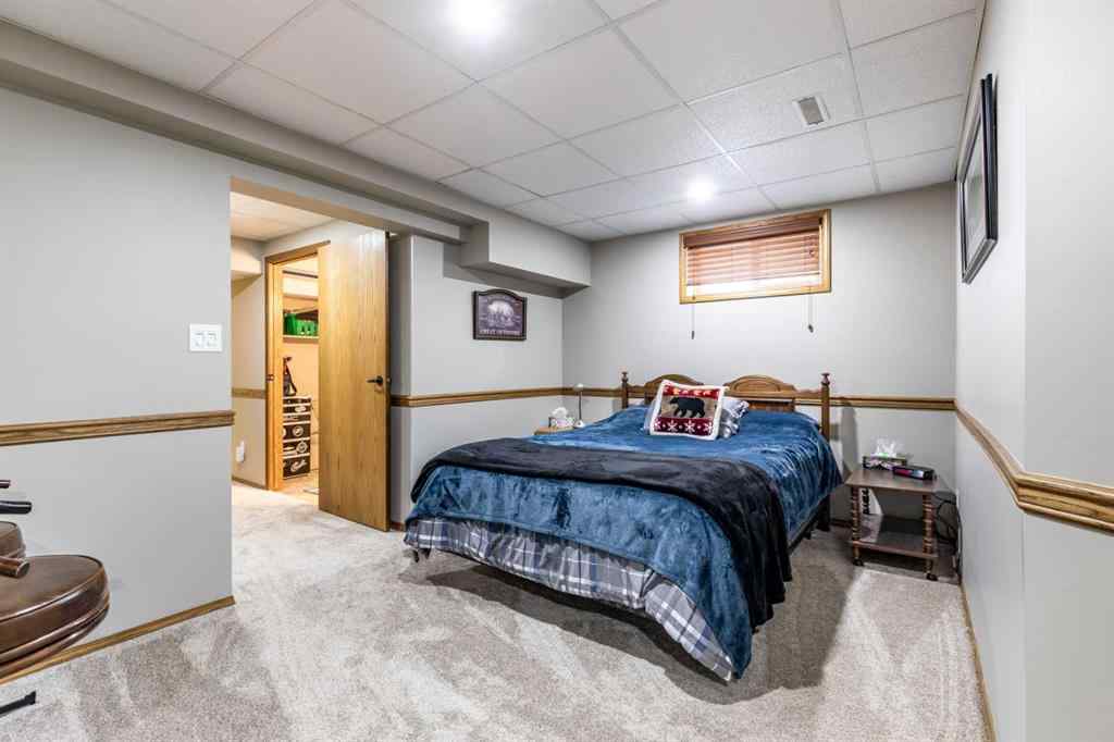 MLS® A2251496 - 18 Rideau Green SE in Ross Glen Medicine Hat, Residential