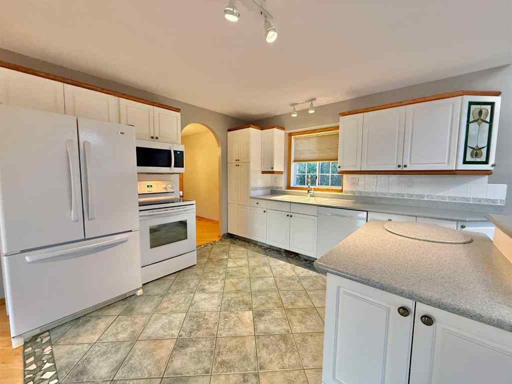 MLS® A2251497 - 131 Tocher Avenue  in Thompson Lake Hinton, Residential
