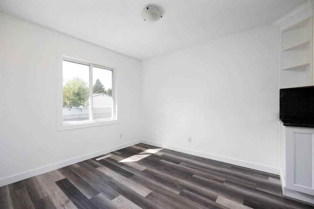 MLS® A2251499 - 34 Bell Crescent  in Downtown Fort McMurray, Residential