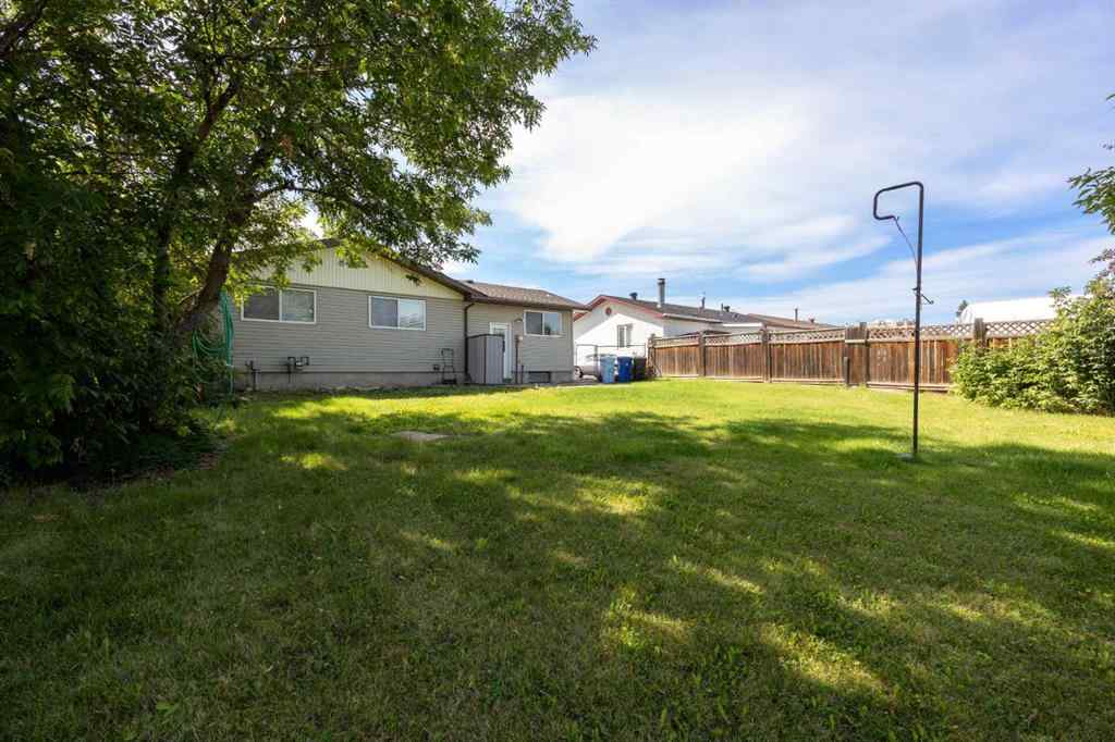 MLS® A2251499 - 34 Bell Crescent  in Downtown Fort McMurray, Residential