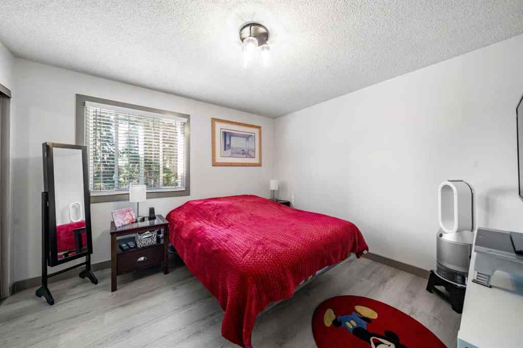 MLS® A2251505 - 4409 33 Avenue SW in Glenbrook Calgary, Residential