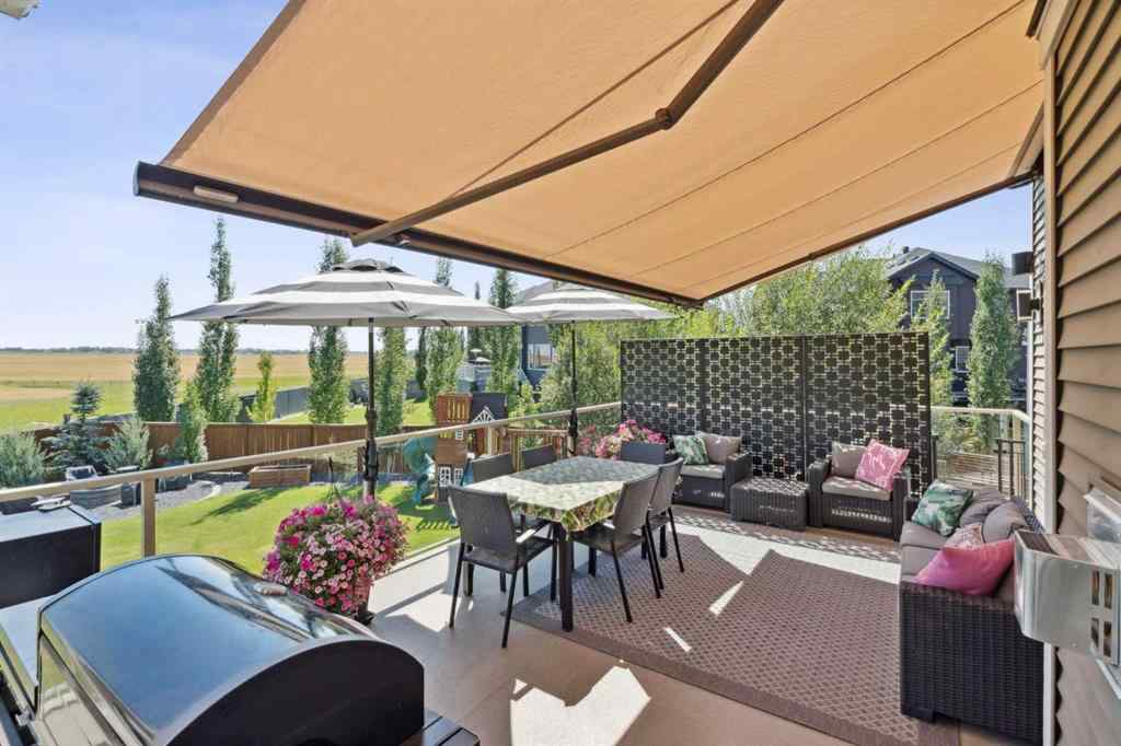 MLS® A2251506 - 325 Kinniburgh Cove  in Kinniburgh North Chestermere, Residential