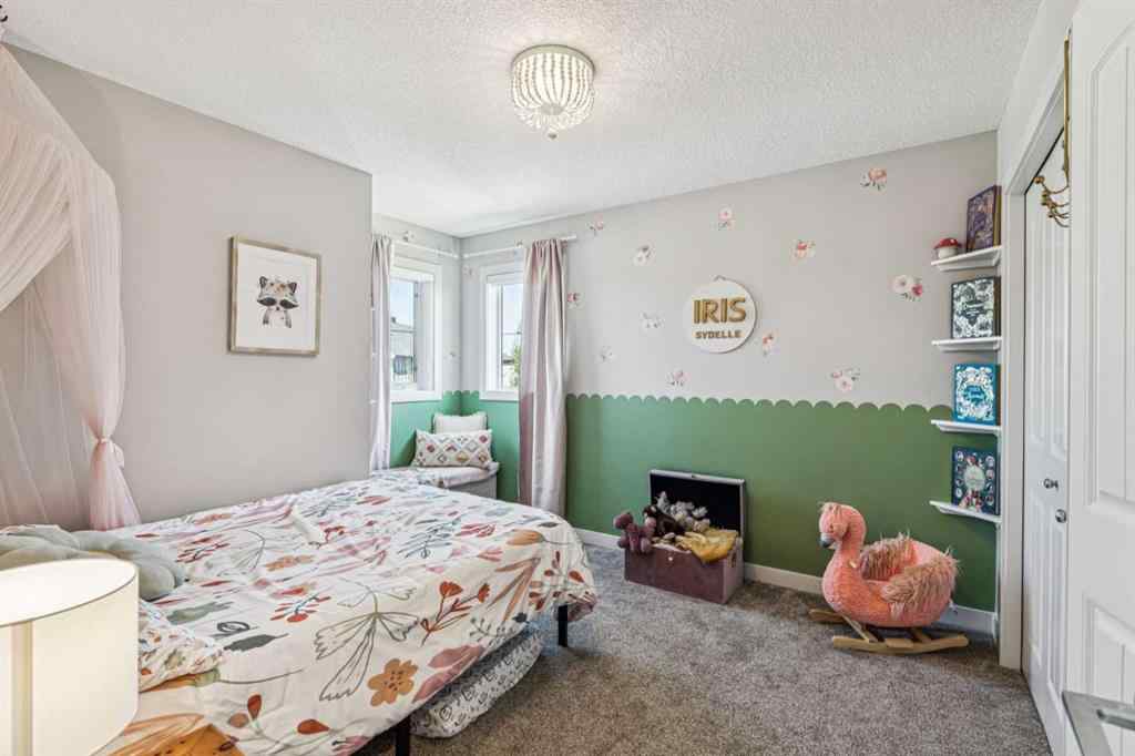 MLS® A2251506 - 325 Kinniburgh Cove  in Kinniburgh North Chestermere, Residential