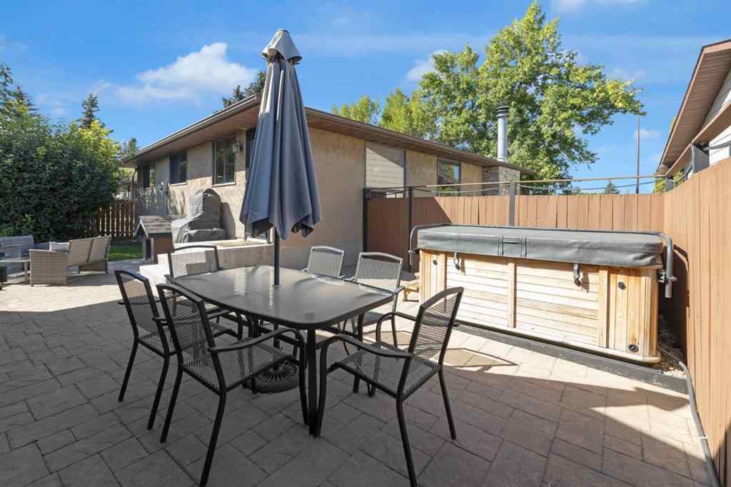 MLS® A2251516 - 968 Abbotsford Drive NE in Abbeydale Calgary, Residential