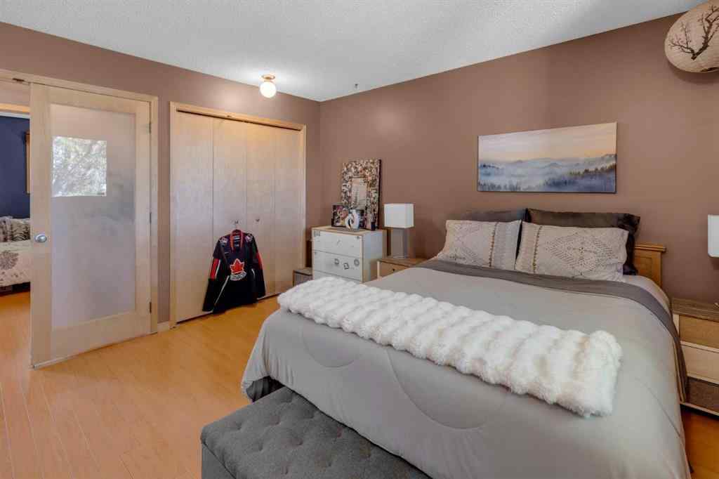 MLS® A2251516 - 968 Abbotsford Drive NE in Abbeydale Calgary, Residential