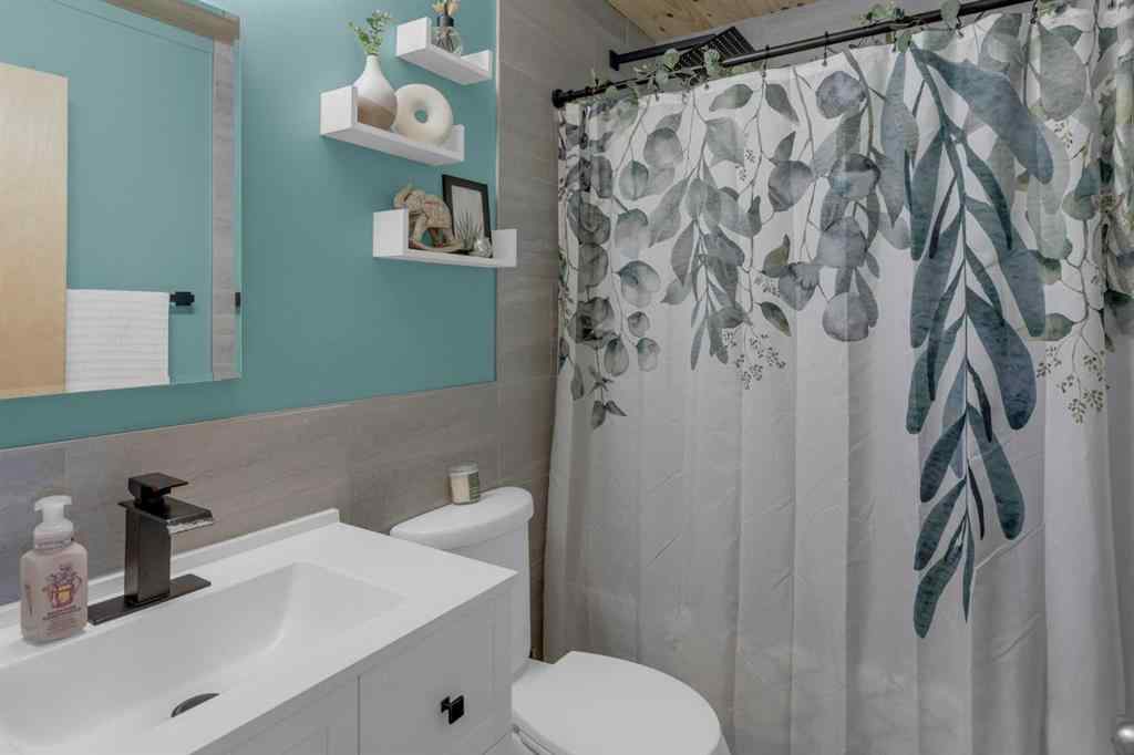 MLS® A2251516 - 968 Abbotsford Drive NE in Abbeydale Calgary, Residential