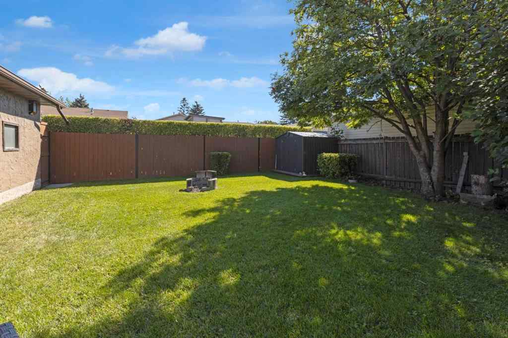 MLS® A2251516 - 968 Abbotsford Drive NE in Abbeydale Calgary, Residential