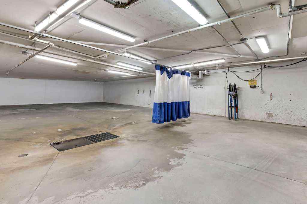 MLS® A2251517 - Unit #404 131 Quarry Way SE in Douglasdale/Glen Calgary, Residential