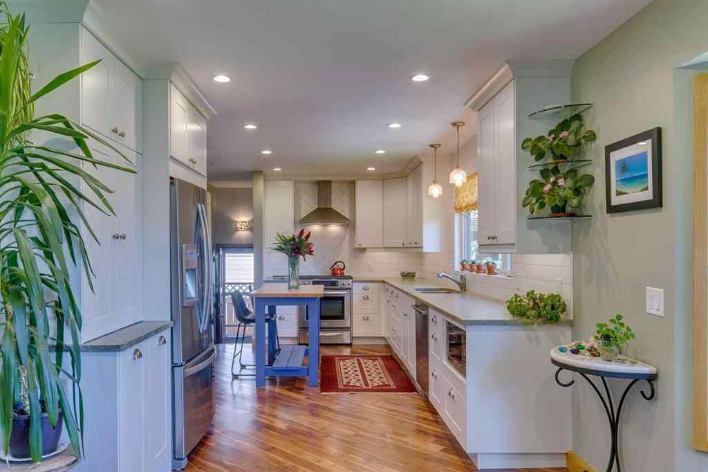 MLS® A2251519 - 126 Westwood Drive SW in Westgate Calgary, Residential