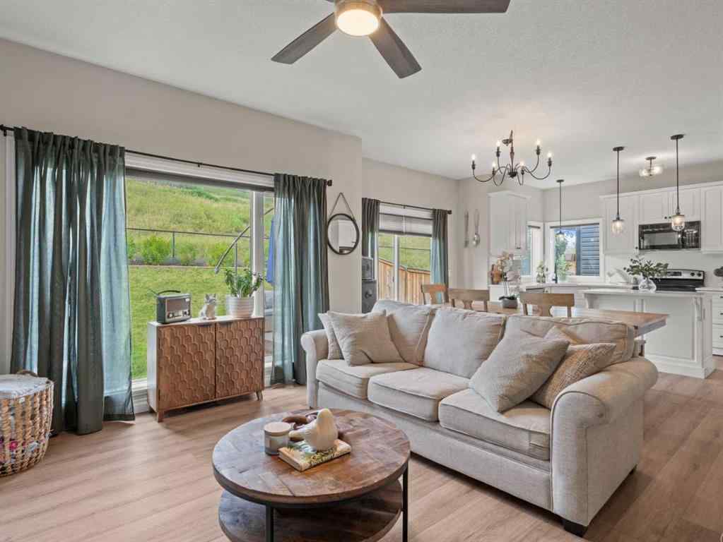 MLS® A2251523 - 502 Sunrise Hill SW in NONE Diamond Valley, Residential