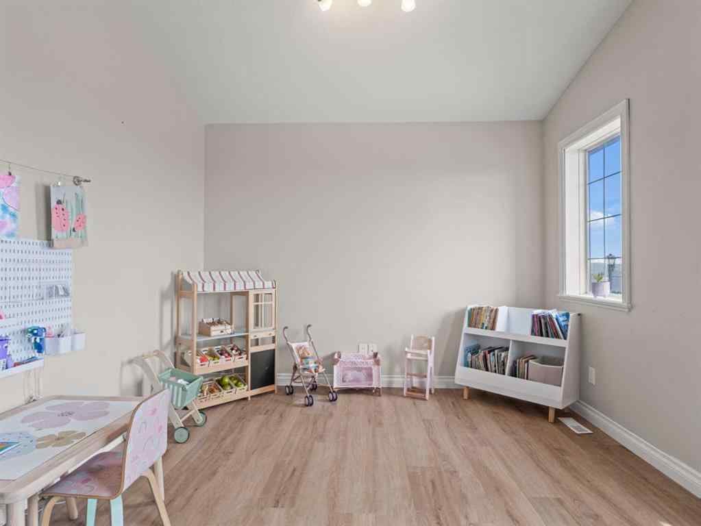MLS® A2251523 - 502 Sunrise Hill SW in NONE Diamond Valley, Residential