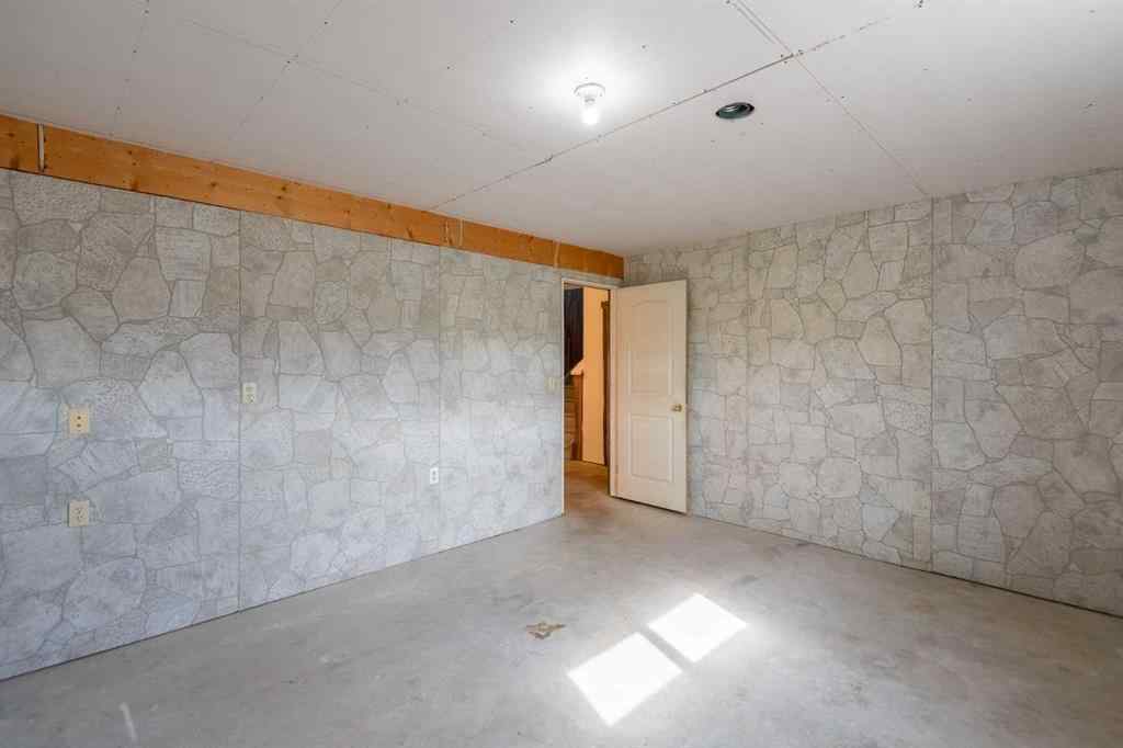 MLS® A2251527 - 993051 Range Road   in Keg River Rural Northern Lights, County of, Agri-Business