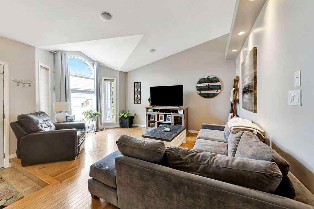 MLS® A2251533 - 2105 59A Avenue  in Lakeside Lloydminster, Residential