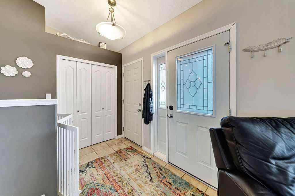MLS® A2251533 - 2105 59A Avenue  in Lakeside Lloydminster, Residential