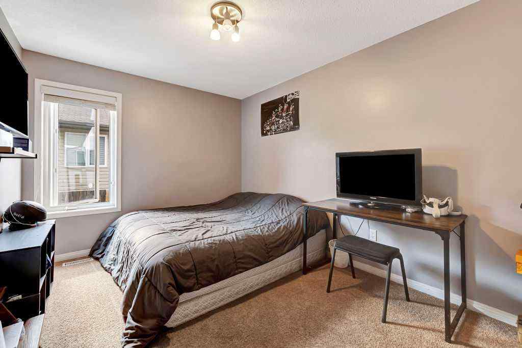 MLS® A2251533 - 2105 59A Avenue  in Lakeside Lloydminster, Residential