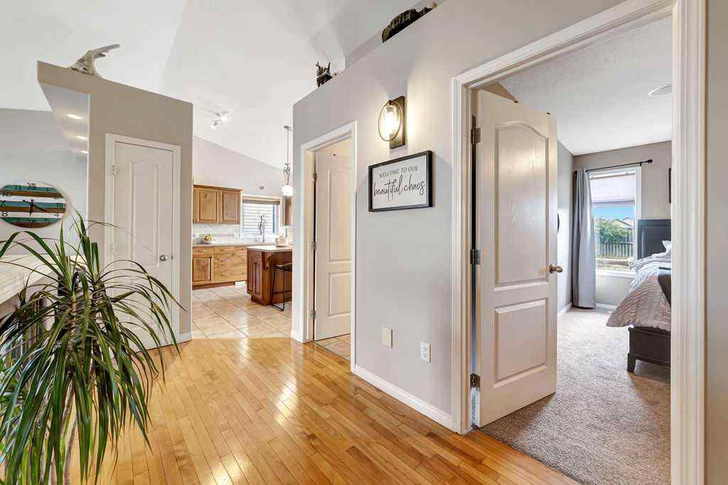MLS® A2251533 - 2105 59A Avenue  in Lakeside Lloydminster, Residential