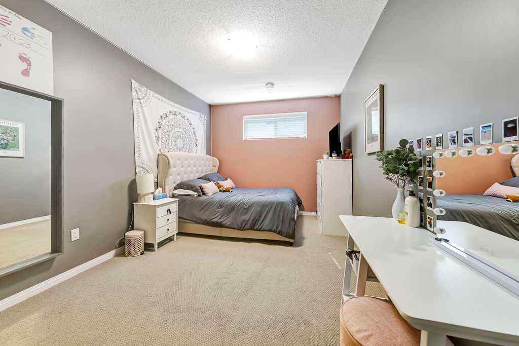 MLS® A2251533 - 2105 59A Avenue  in Lakeside Lloydminster, Residential