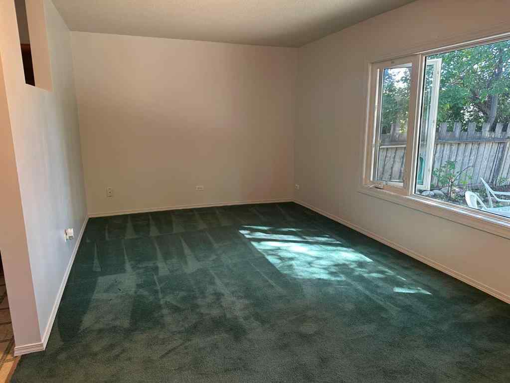 MLS® A2251536 - 5004 51 Avenue  in NONE Taber, Residential