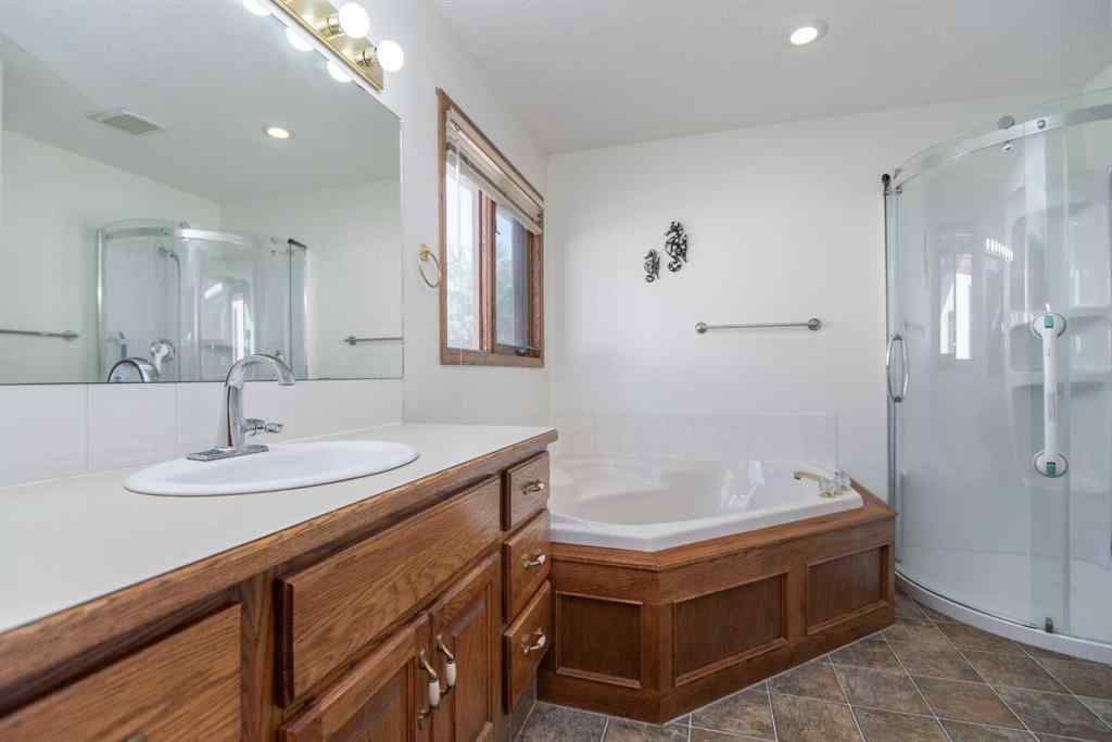 MLS® A2251546 - 86 Dobler Avenue  in Deer Park Village Red Deer, Residential