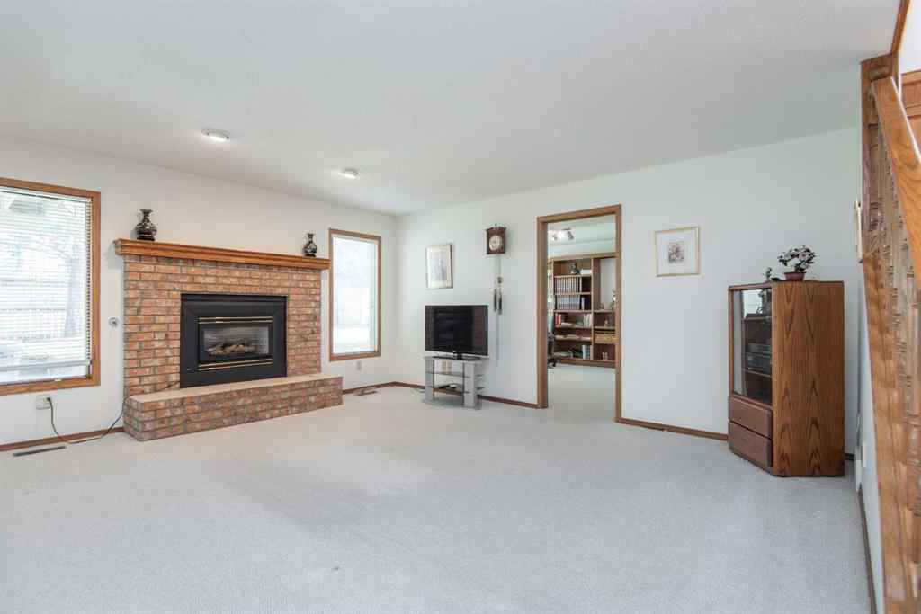 MLS® A2251546 - 86 Dobler Avenue  in Deer Park Village Red Deer, Residential