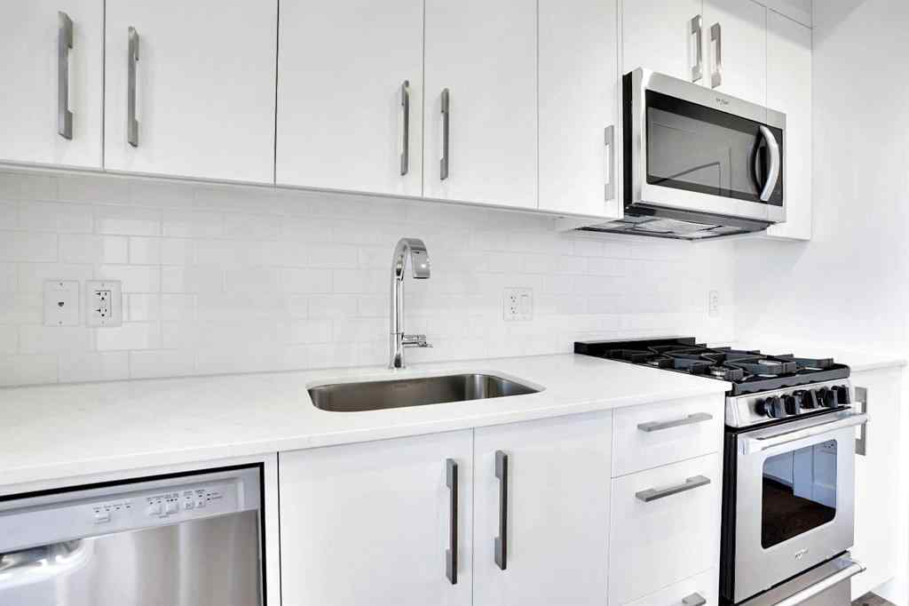 MLS® A2251548 - Unit #744 110 18A Street NW in West Hillhurst Calgary, Residential
