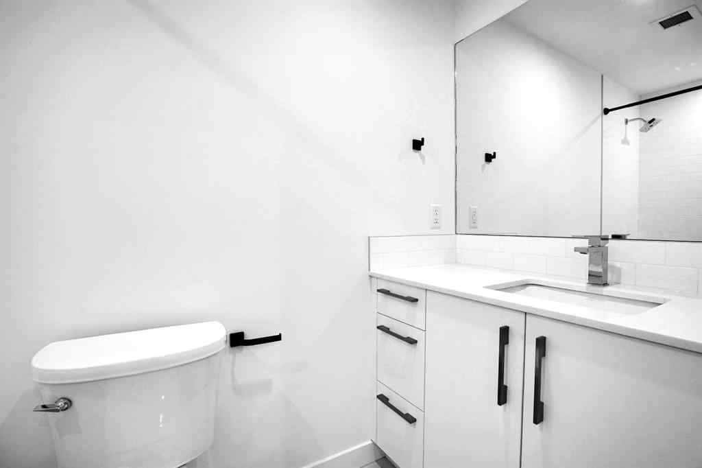 MLS® A2251548 - Unit #744 110 18A Street NW in West Hillhurst Calgary, Residential